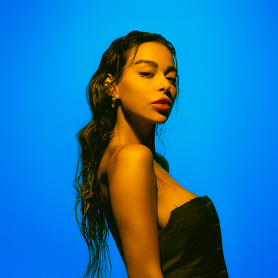 Lauren Mia