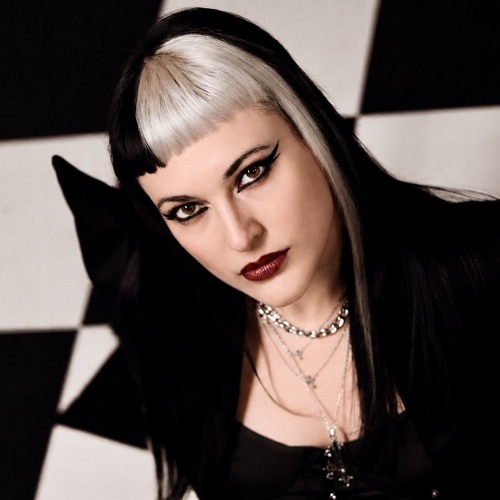 Carmilla Sioux