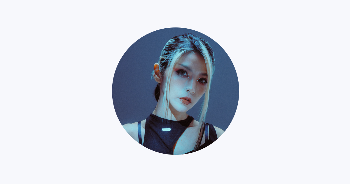 Molly Lin